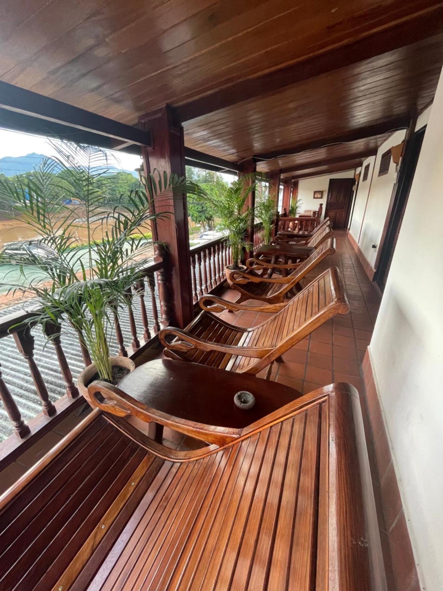 Luang Prabang - Villa Ouis Namkhan Riverside 2 Exterior photo
